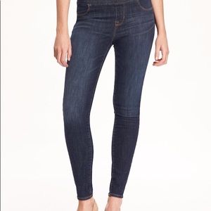Mid-Rise Rockstar Built-In Sculpt Jeggings